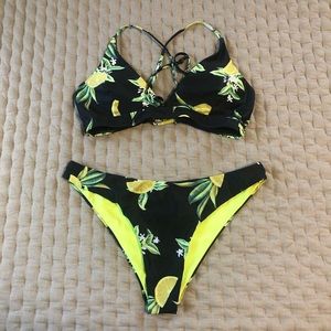 Lemon Bikini